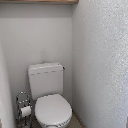 Au Centre Avec Balcon Et Parking - Fr-1-812-135 * Cauterets